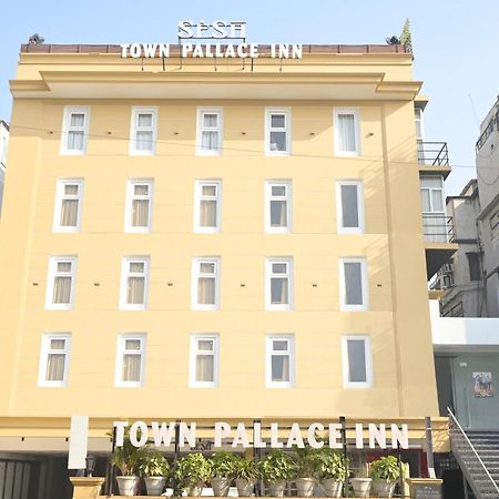 Hotel Town Grand Patel Nagar New Delhi Bagian luar foto